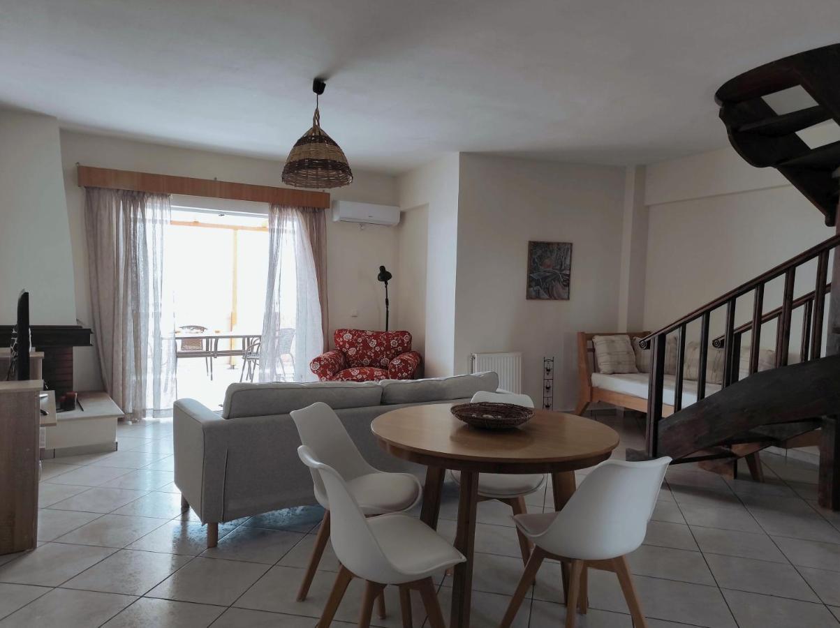 Three Graces Zakynthos Town Apartment Bagian luar foto