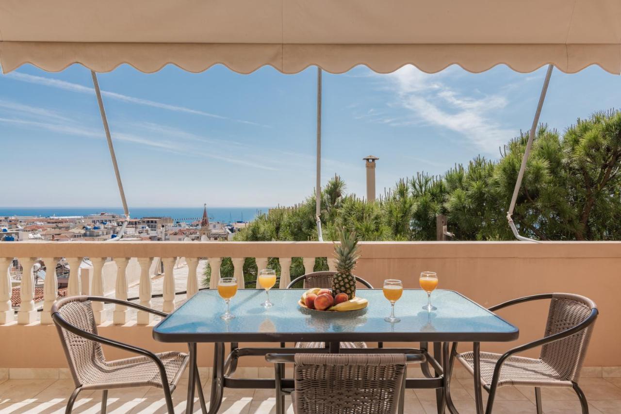 Three Graces Zakynthos Town Apartment Bagian luar foto