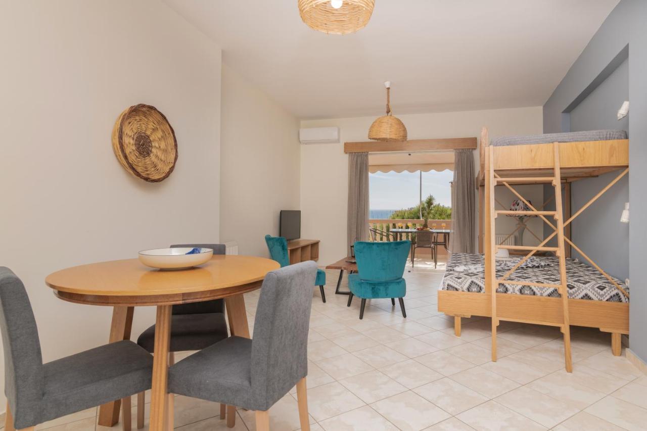 Three Graces Zakynthos Town Apartment Bagian luar foto